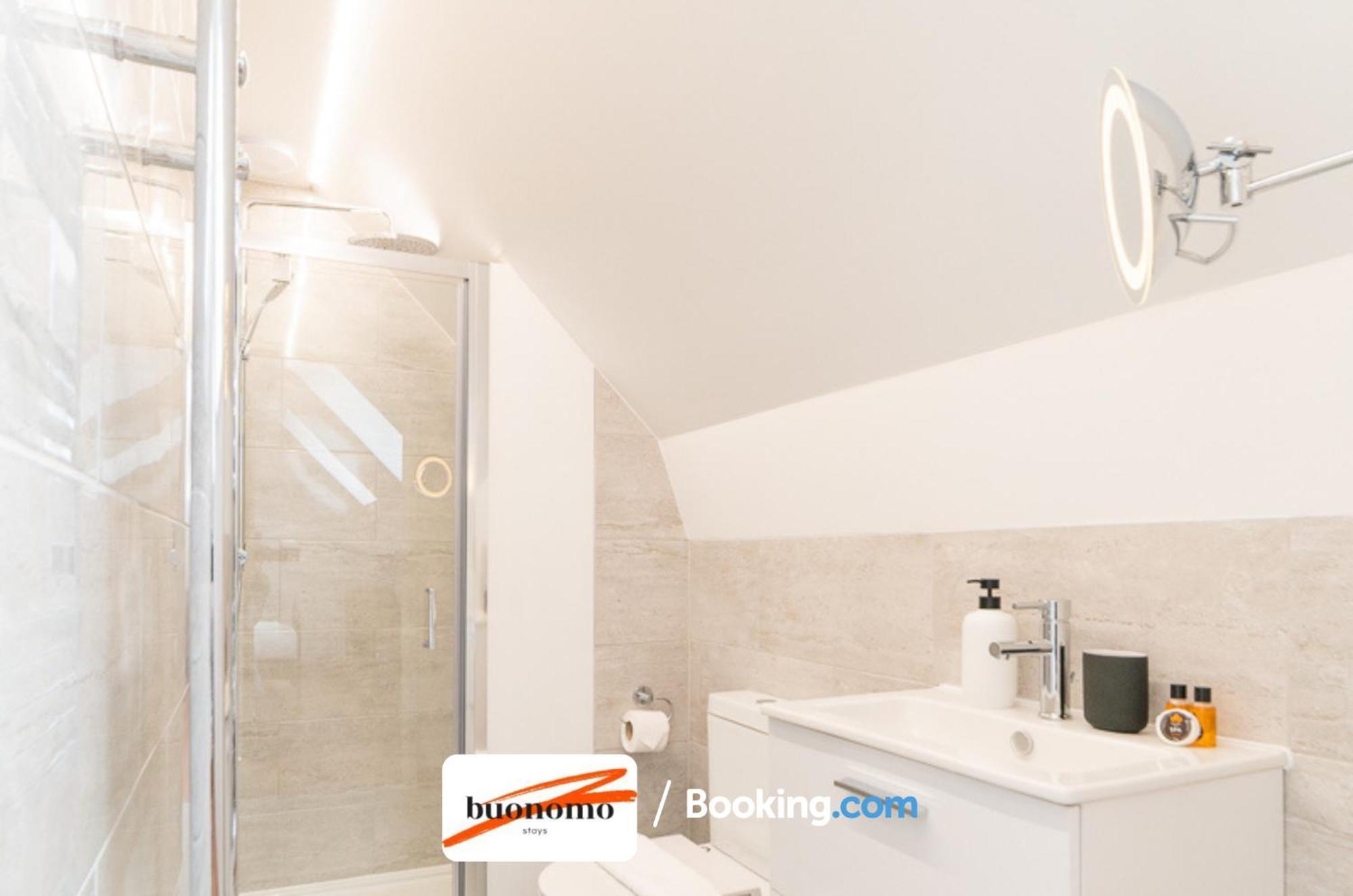 Two Bedroom Apartment At Buonomo Stays Short Lets & Serviced Accommodation Londyn Zewnętrze zdjęcie