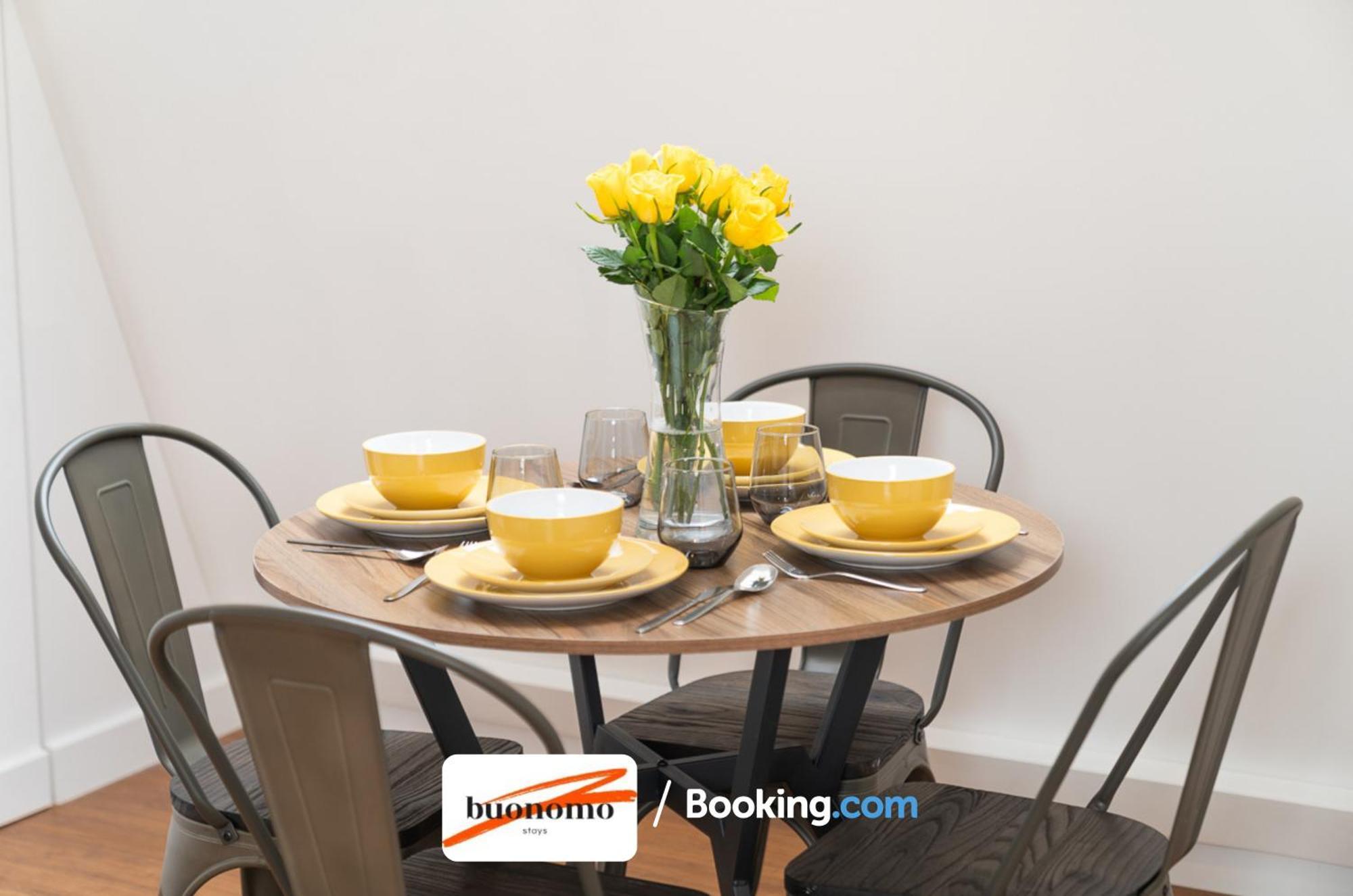 Two Bedroom Apartment At Buonomo Stays Short Lets & Serviced Accommodation Londyn Zewnętrze zdjęcie