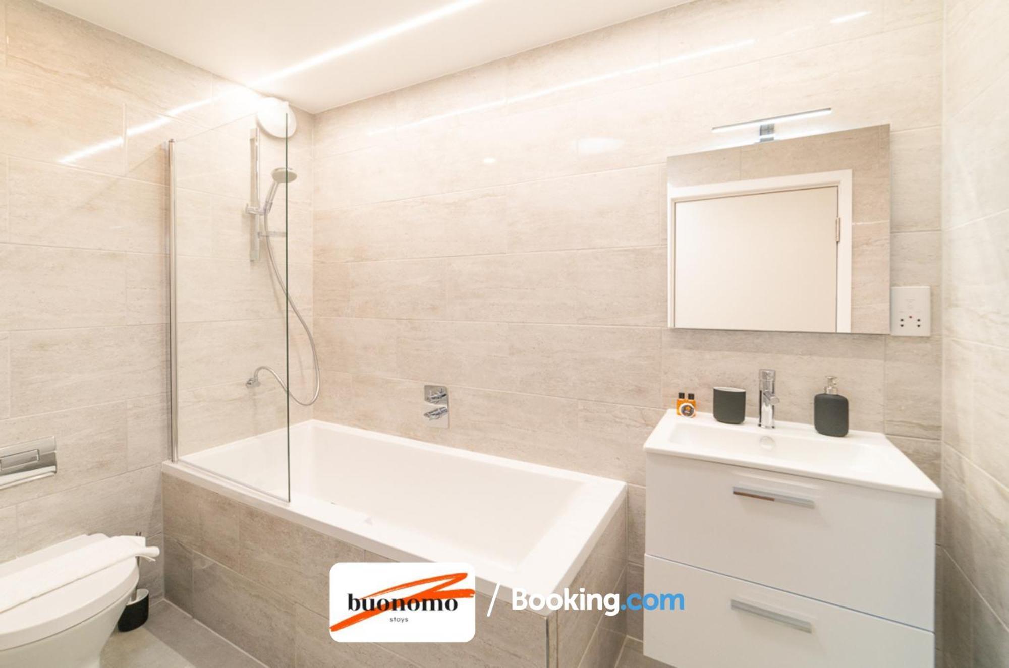 Two Bedroom Apartment At Buonomo Stays Short Lets & Serviced Accommodation Londyn Zewnętrze zdjęcie
